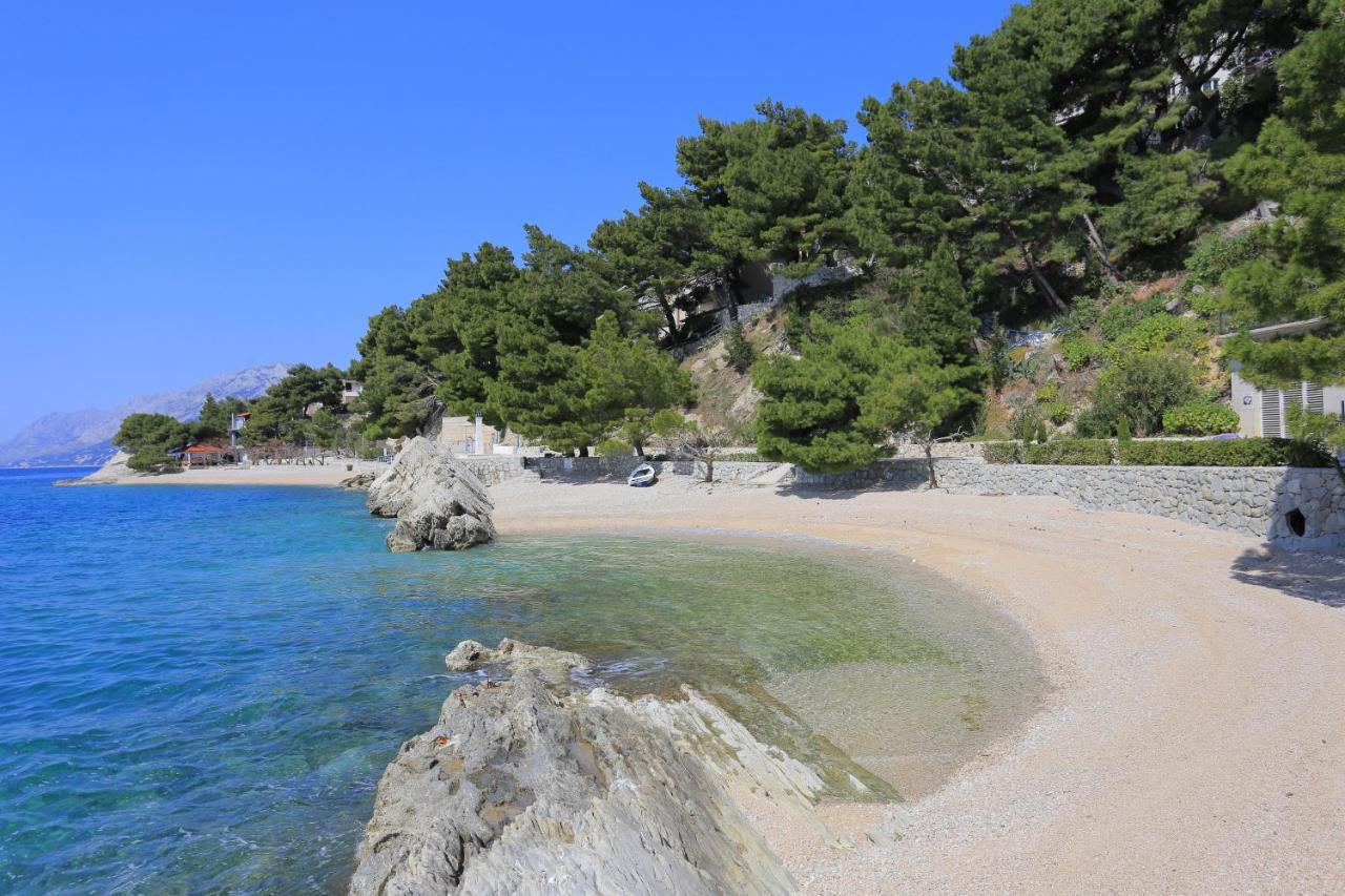 Apartments With A Parking Space Brela, Makarska - 11687 Ngoại thất bức ảnh