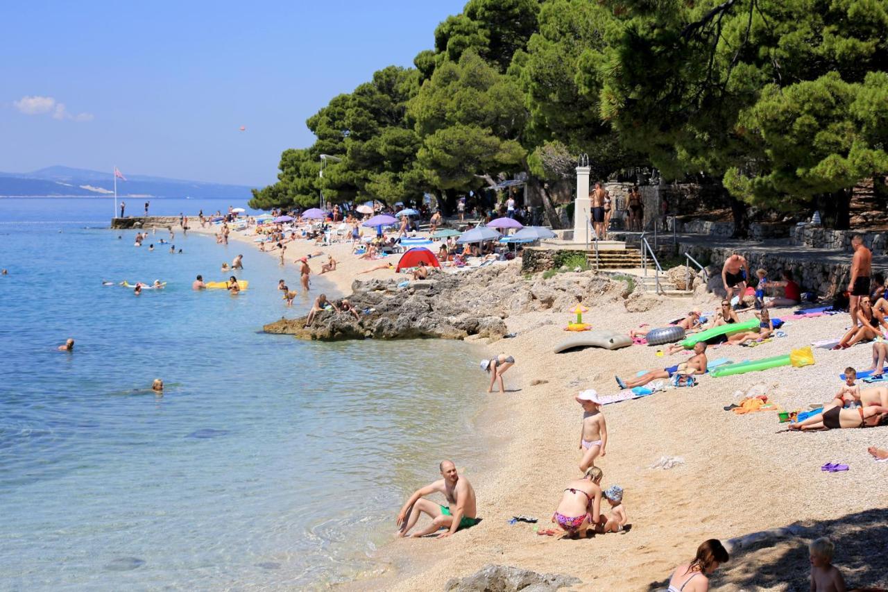 Apartments With A Parking Space Brela, Makarska - 11687 Ngoại thất bức ảnh
