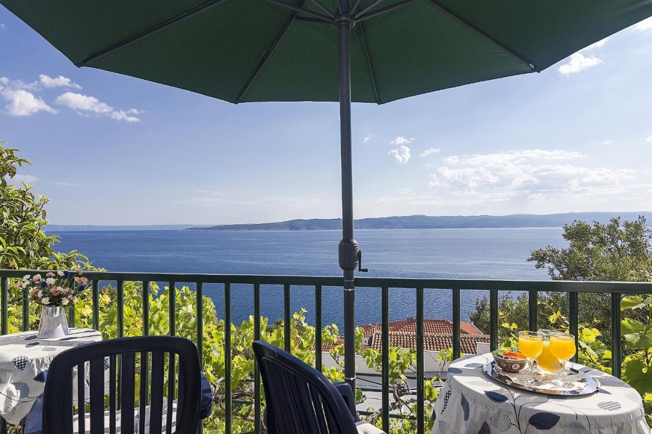 Apartments With A Parking Space Brela, Makarska - 11687 Ngoại thất bức ảnh