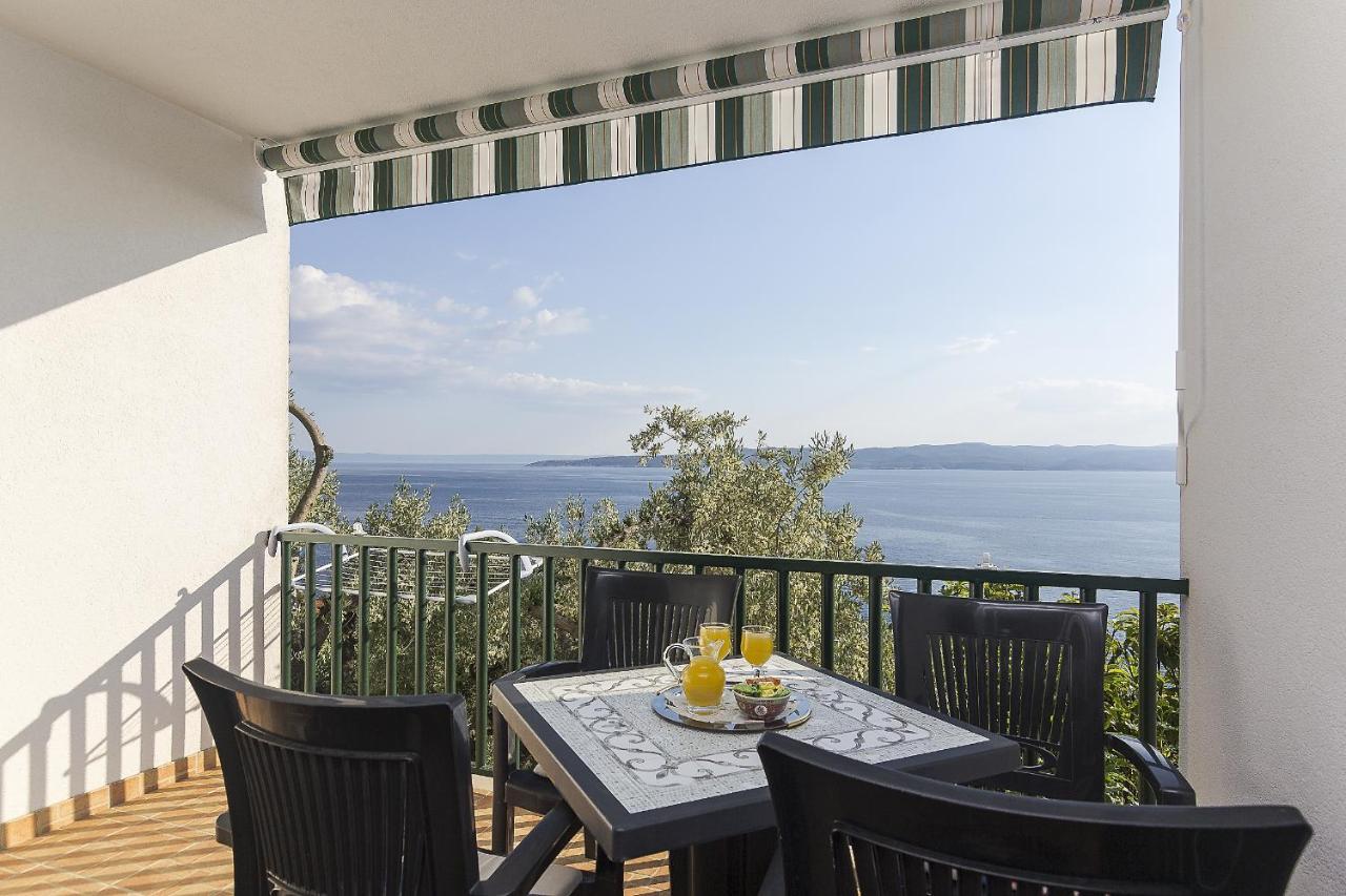 Apartments With A Parking Space Brela, Makarska - 11687 Ngoại thất bức ảnh