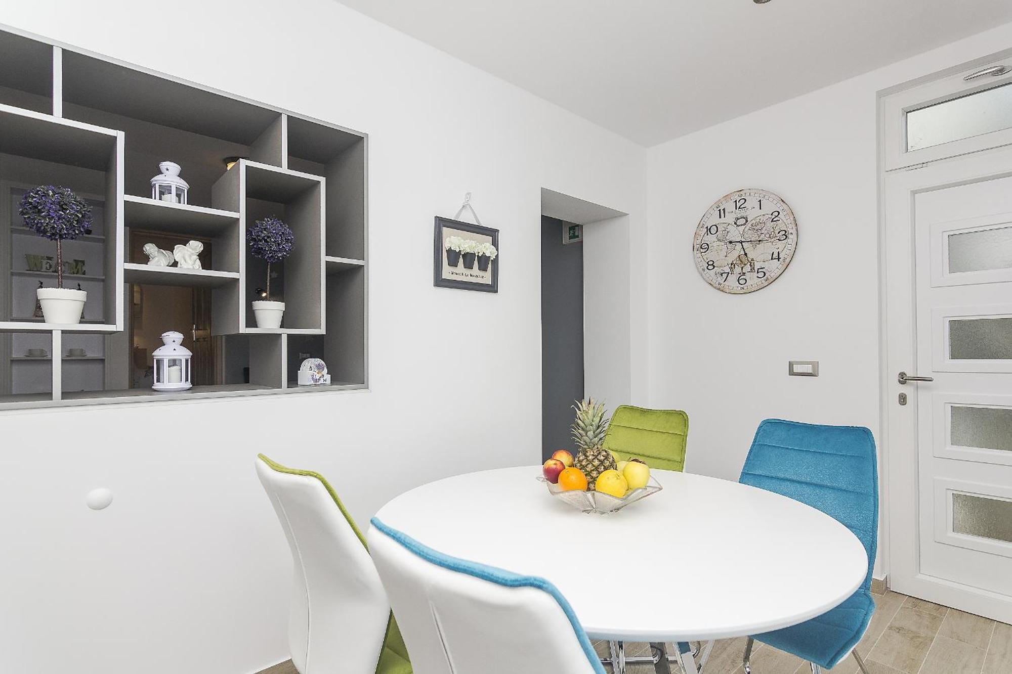 Apartments With A Parking Space Brela, Makarska - 11687 Phòng bức ảnh